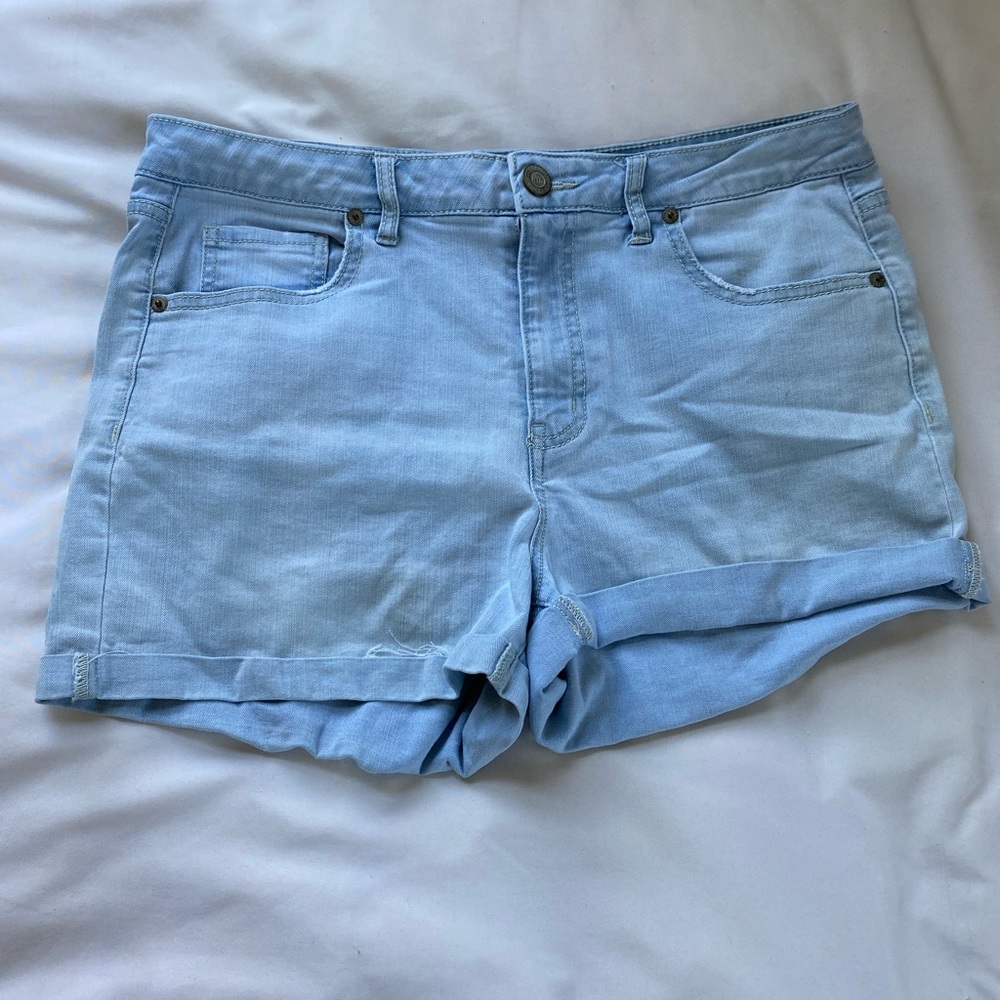 Light wash high waisted jean shorts